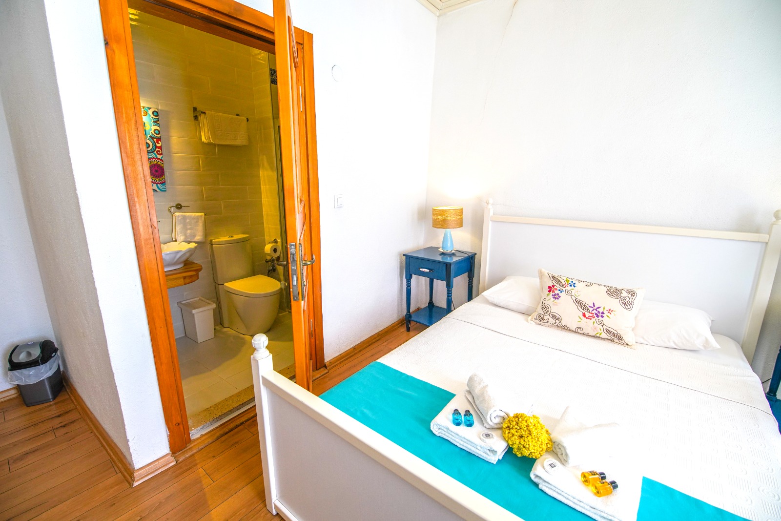 Comfort Avlu Manzaralı Oda 3 görseli