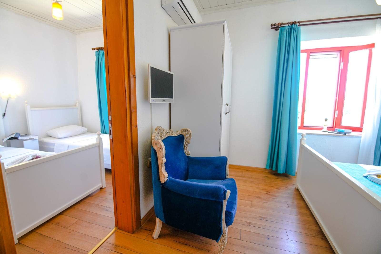 Comfort Suit Şehir Manzaralı Oda 4