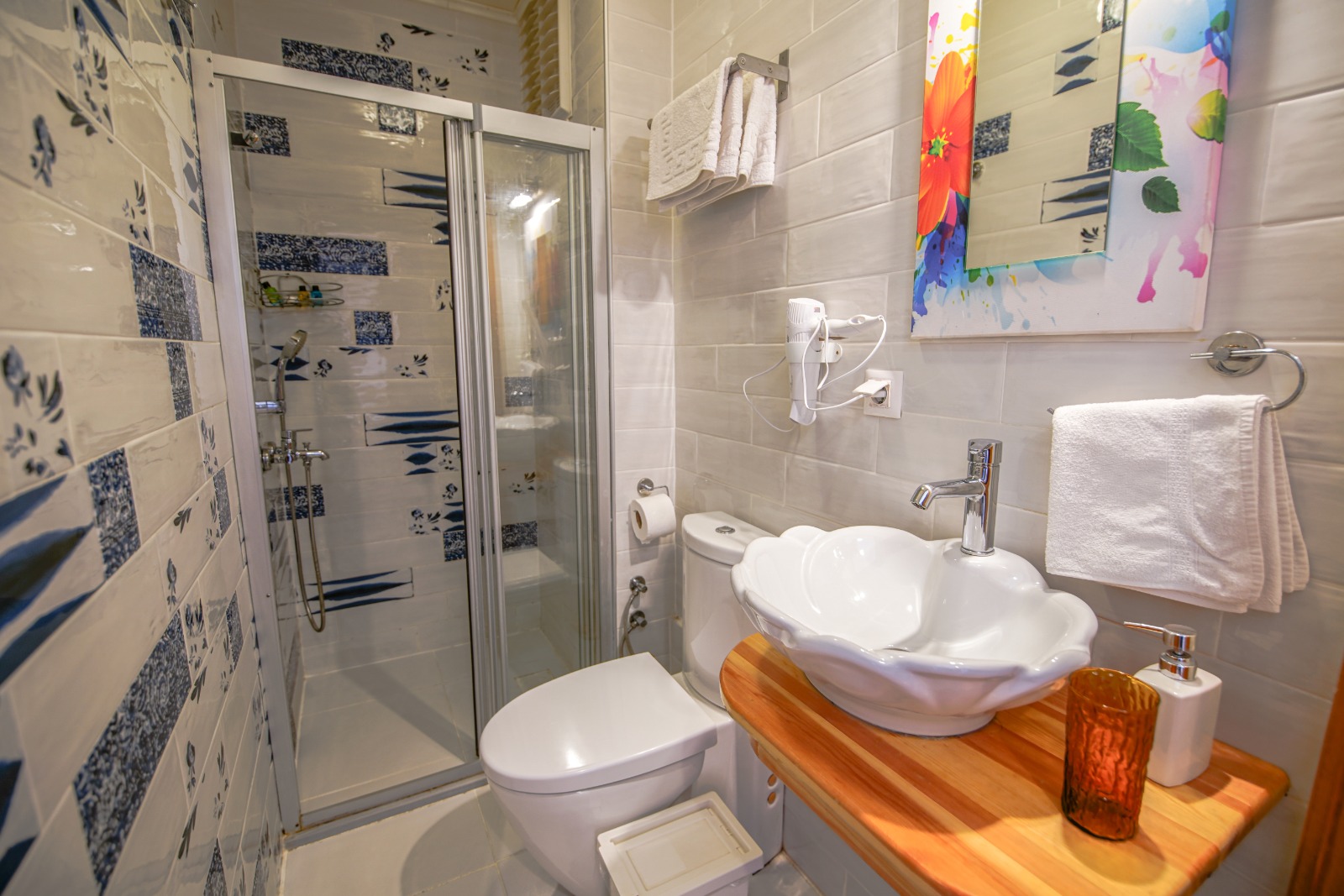 Comfort Suit Şehir Manzaralı Oda 4 görseli
